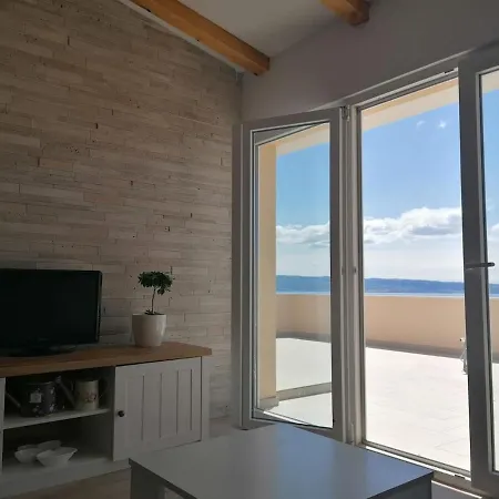 Apartment Rooftop With Stunning View